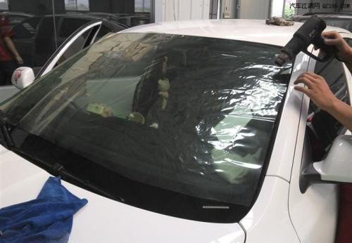 汽车贴膜会热吗多少度(汽车贴膜会热吗?多少度?深度解析汽车贴膜与车内温度关系) 汽车贴膜会热吗多少度(汽车贴膜会热吗?多少度?深度解析汽车贴膜与车内温度关系)