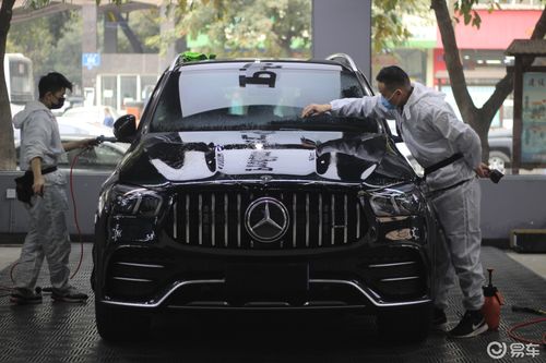 给汽车贴整车膜多少钱贴(整车膜贴装费用解析，给您的爱车穿上隐形外衣)