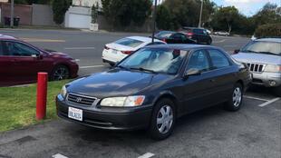 汽车一般能开多少年了(汽车一般能开多少年，车辆寿命的探讨与影响因素分析)