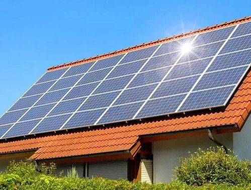 山西一学生被光伏板砸中身亡？假(关于山西学生被光伏板砸中身亡的假新闻事件及其反思)