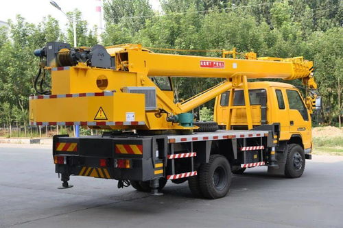 鹤庆县汽车吊多少钱(鹤庆县汽车吊车价格解析，费用究竟多少？