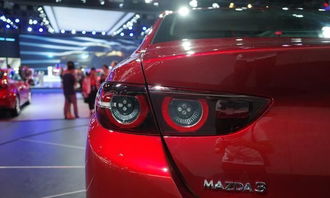 马自达3汽车尾灯多少钱(马自达3汽车尾灯价格解析，了解成本、市场与更换须知)