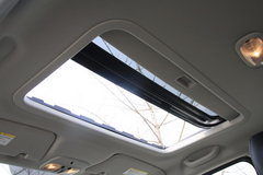 汽车前挡玻璃水能加多少(汽车前挡玻璃水添加量解析)