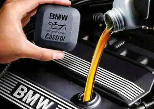 汽车一般要加多少机油(汽车机油加注量的标准与考量) 汽车一般要加多少机油(汽车机油加注量的标准与考量)