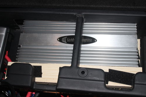 汽车音响加多少瓦的电容(汽车音响，电容功率与音质提升的关键要素)