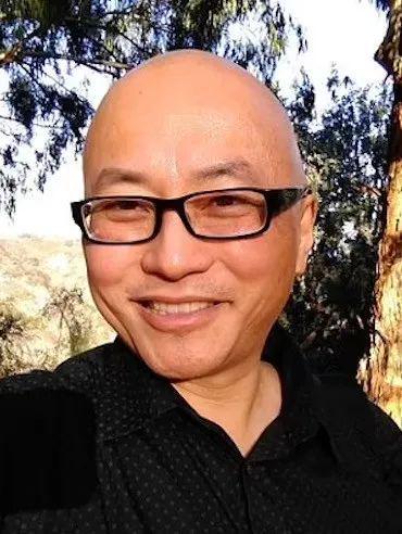 涉《老友记》演员死亡案医生同意认罪(老友记，演员死亡案背后的医疗伦理与司法正义—医生的认罪之路)