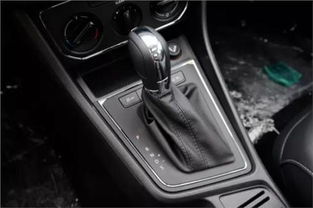 汽车一般多少码换六档(汽车换挡速度，多少码换六档最佳？