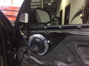 汽车安装三角灯多少钱(汽车安装三角灯的费用解析)