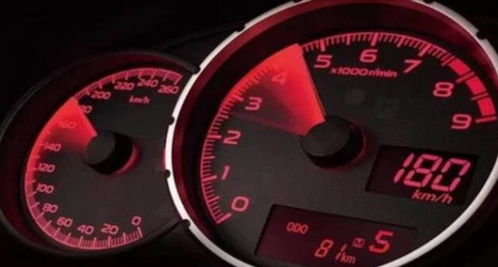汽车仪表盘跑多少码合适(汽车仪表盘，速度与里程的合适匹配)