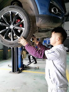 汽车后面碰了个坑多少钱(汽车后面碰了个坑，修复费用知多少？