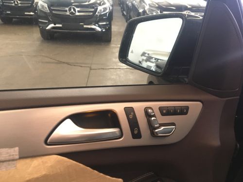 汽车内开窗安全吗多少钱(汽车内开窗安全性及其费用分析)