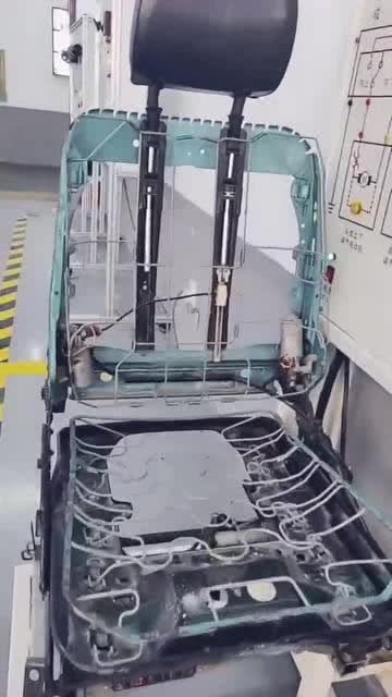 汽车座椅能出多少铁屑(汽车座椅与铁屑的产生，探究背后的工艺与材料问题)