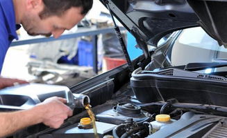 汽车追尾换缸盖多少钱啊(汽车追尾换缸盖需要多少钱？一篇文章解读)