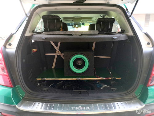 汽车做灯光音响多少钱(汽车灯光音响改装费用详解，了解改装汽车灯光音响需要多少钱)