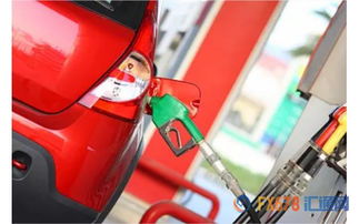 一辆汽车加满要多少升(揭秘汽车油箱容量，一辆汽车加满需要多少升油？