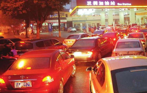 一辆汽车加满要多少升(揭秘汽车油箱容量，一辆汽车加满需要多少升油？