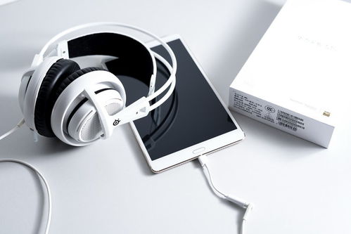 华为平板电脑耳塞怎么用(华为平板电脑耳塞使用指南)