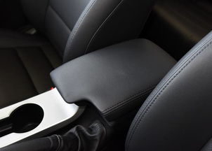 吉利汽车后备箱多少斤重(吉利汽车的卓越设计与后备箱重量考量) 吉利汽车后备箱多少斤重(吉利汽车的卓越设计与后备箱重量考量)