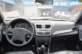 夏利汽车一公里多少油(夏利汽车油耗解析,一公里多少油? 夏利汽车一公里多少油(夏利汽车油耗解析,一公里多少油?