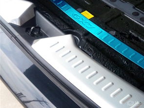 安装汽车窗亮条多少钱(汽车窗亮条安装费用详解)