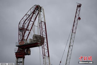 工地汽车吊日工多少钱(工地汽车吊日工薪酬水平探讨)