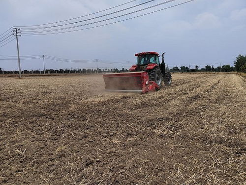“三夏”里的新质生产力(三夏新质生产力，推动农业现代化进程的强大引擎)