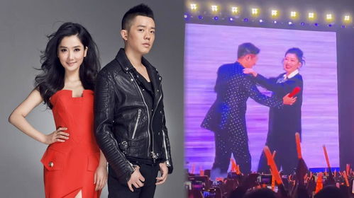 凤凰传奇:曾毅身体不适演唱会取消(凤凰传奇遭遇意外,曾毅身体不适,演唱会取消引发关注与担忧) 凤凰传奇:曾毅身体不适演唱会取消(凤凰传奇遭遇意外,曾毅身体不适,演唱会取消引发关注与担忧)