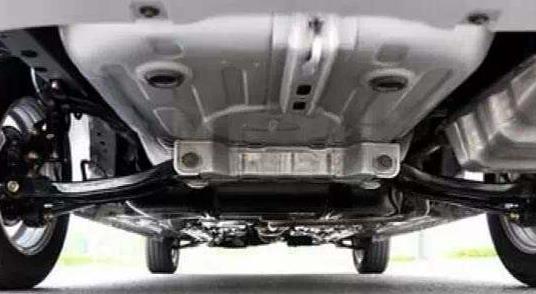 汽车底盘高度多少算高(汽车底盘高度解析，多高算高？