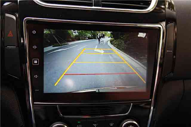 装汽车倒车影像多少钱(汽车倒车影像安装费用解析,多少钱才能拥有安全驾驶辅助? 装汽车倒车影像多少钱(汽车倒车影像安装费用解析,多少钱才能拥有安全驾驶辅助?