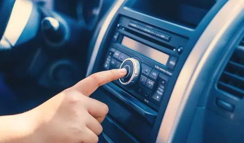 小汽车开暖风多少度合适(小汽车开暖风，温度设定与舒适度探讨)