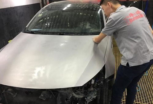 汽车喷漆刮玻璃漆多少钱(汽车喷漆与刮玻璃漆的费用解析)