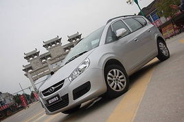 最适宜的家用汽车多少钱(最适宜的家用汽车价格分析)