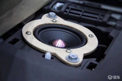 汽车主机改大屏多少钱(汽车主机改大屏需要多少钱？全面解析费用因素)