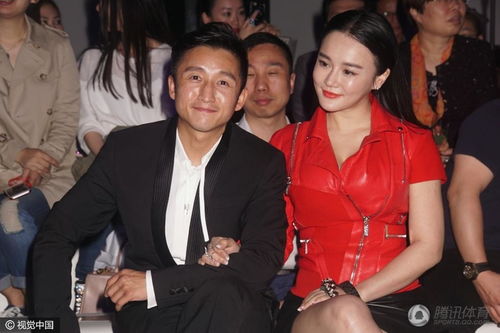 网友在上海偶遇佟瑞欣与妻子夏菁(网友偶遇佟瑞欣与妻子夏菁,上海的温暖瞬间) 网友在上海偶遇佟瑞欣与妻子夏菁(网友偶遇佟瑞欣与妻子夏菁,上海的温暖瞬间)