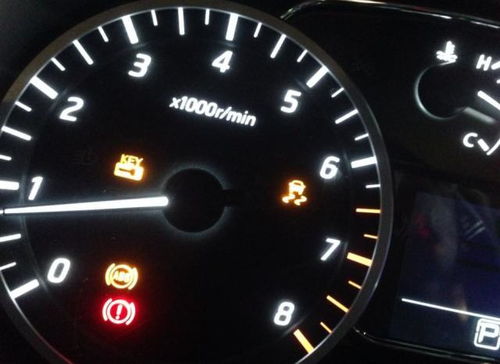 汽车感应灯多少一个亮(汽车感应灯的价格及其亮起的重要性)