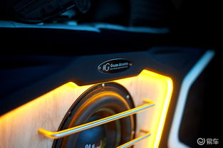 小汽车音响加装多少钱(小汽车音响加装费用详解，价格因素与选择考量)