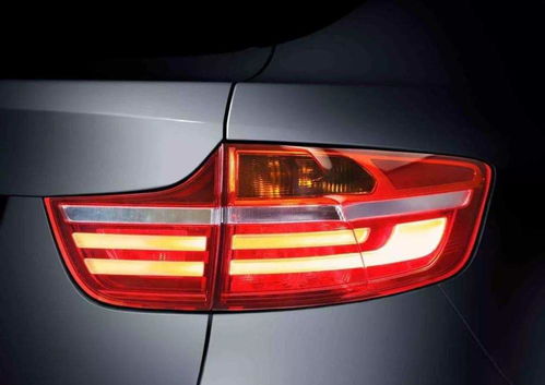 汽车转向灯清晰度多少(汽车转向灯清晰度多少,影响因素与提高措施) 汽车转向灯清晰度多少(汽车转向灯清晰度多少,影响因素与提高措施)