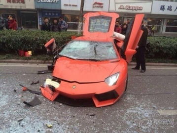 汽车撞屁股维修要多少钱(汽车撞屁股维修费用详解)