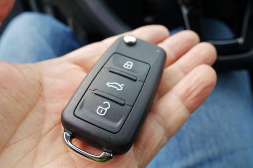 配速腾汽车钥匙多少钱(配速腾汽车钥匙的费用详解)