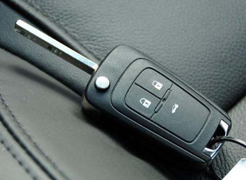 汽车开锁换钥匙多少钱呀(汽车开锁换钥匙的费用解析) 汽车开锁换钥匙多少钱呀(汽车开锁换钥匙的费用解析)