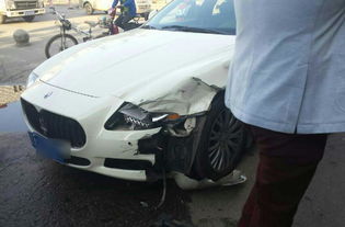 汽车后轮被撞凹陷多少钱(汽车后轮被撞凹陷修复费用解析)