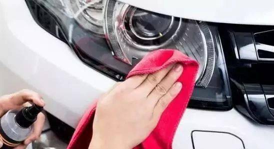 汽车头枕下面打蜡多少钱(汽车头枕下面打蜡服务费用详解)