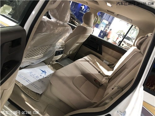 临沂汽车改装顶棚多少钱(临沂汽车改装顶棚价格解析，费用、因素与选择)