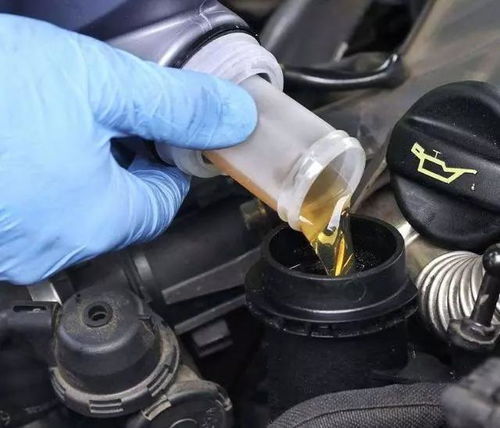 汽车4升机油加多少油(汽车机油，如何正确添加四升机油？