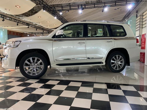 西山区汽车改装费用多少(西山区汽车改装费用详解)