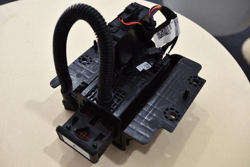 一块汽车电瓶有多少水分(汽车电瓶中的水分奥秘,一块电瓶究竟含有多少水分? 一块汽车电瓶有多少水分(汽车电瓶中的水分奥秘,一块电瓶究竟含有多少水分?