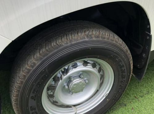 深圳汽车轮毂需要多少钱(深圳汽车轮毂价格解析，了解轮毂成本，明智选择购买)