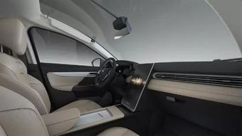 汽车挡风玻璃多少寸的好(汽车挡风玻璃尺寸选择的综合考量)