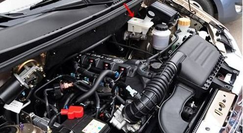 平时给汽车加多少机油好(如何确定平时给汽车加多少机油好)