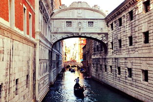 贝佐斯威尼斯大婚(贝佐斯威尼斯大婚，商业巨头与浪漫水城的完美联姻)